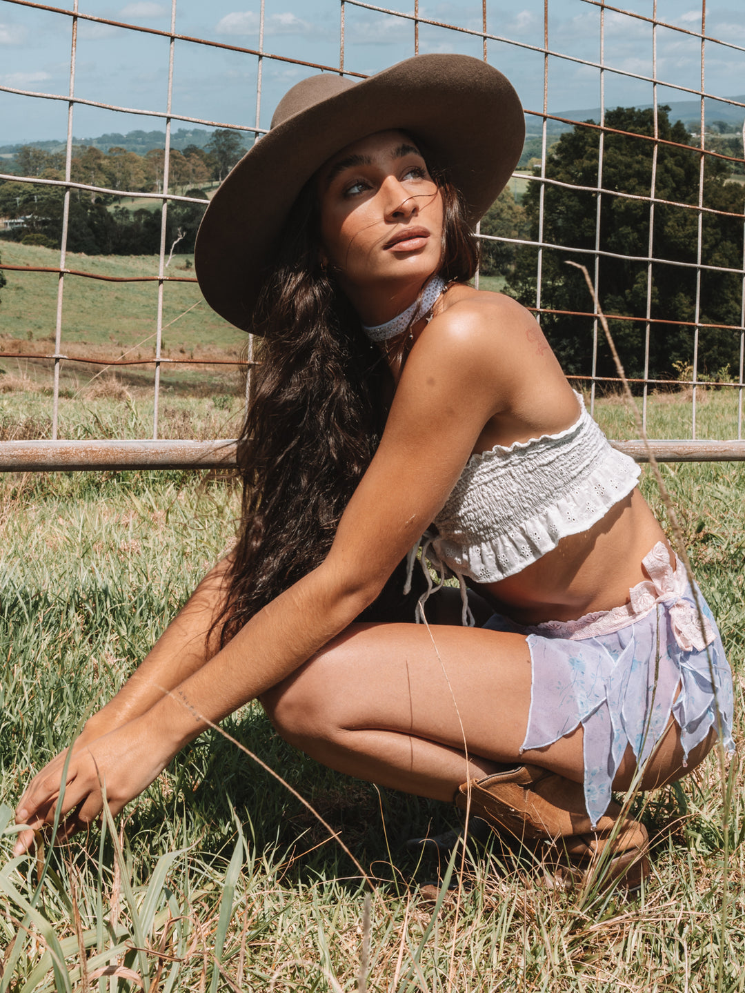 VTG RUCHED BANDEAU - WHITE BRODERIE