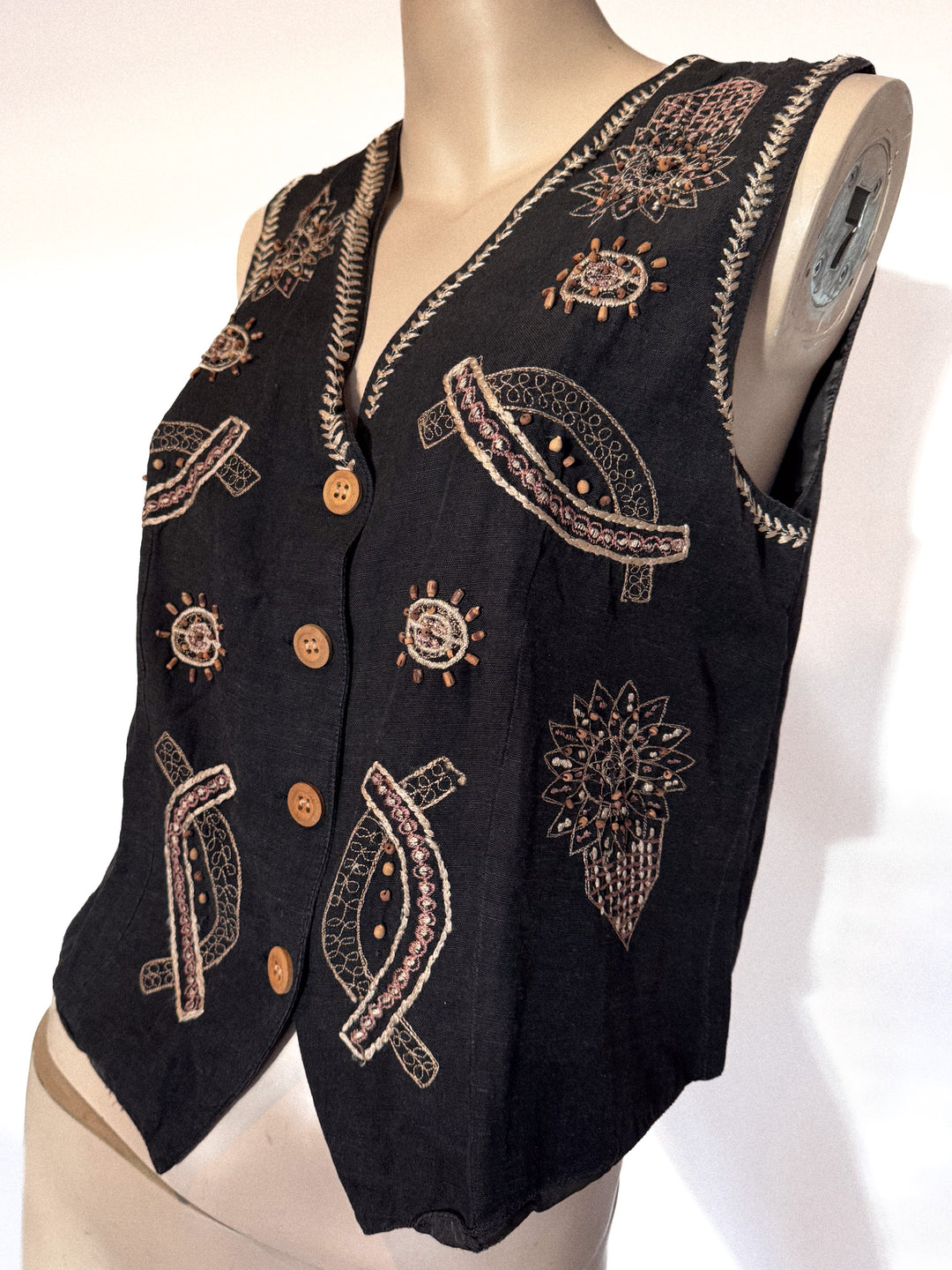*VTG BLACK AND BROWN EMBROIDERED AND BEADED VEST / M