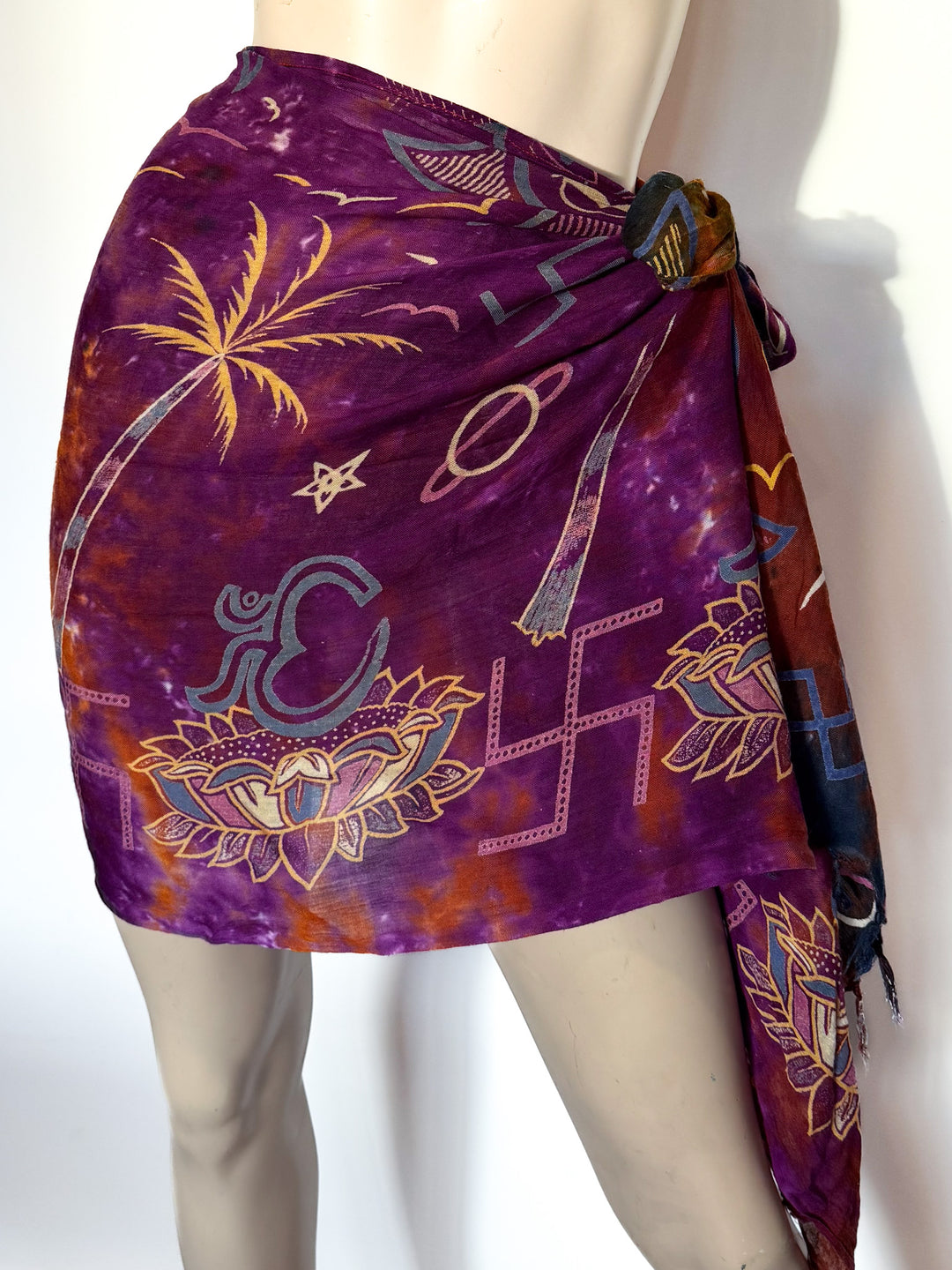 *VTG Y2K CELESTIAL 'OM' LOTUS SARONG