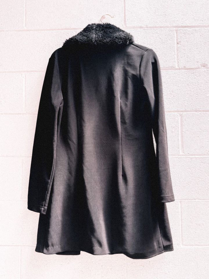 *VTG BLACK LIGHT FAUX FUR JACKET / M