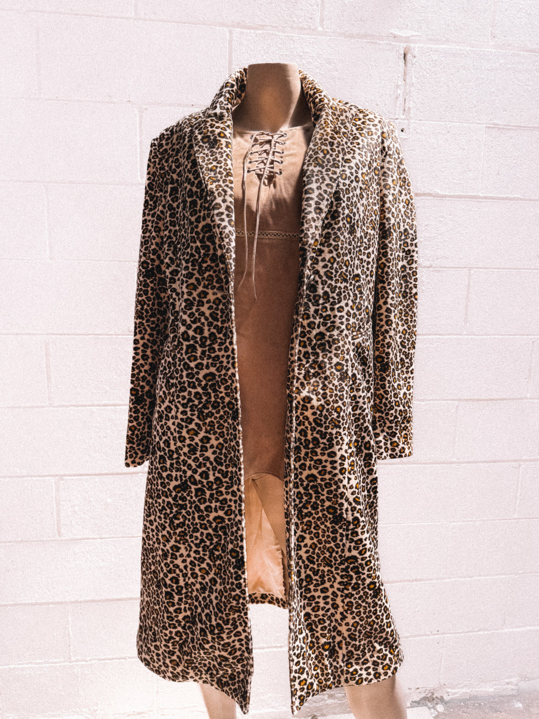 *VTG Y2K DEADSTOCK LEOPARD SOFT LONG LINE JACKET / COAT / L-XL