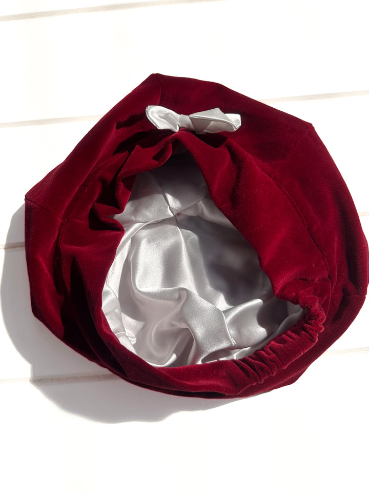 *VINTAGE VELVET BERET