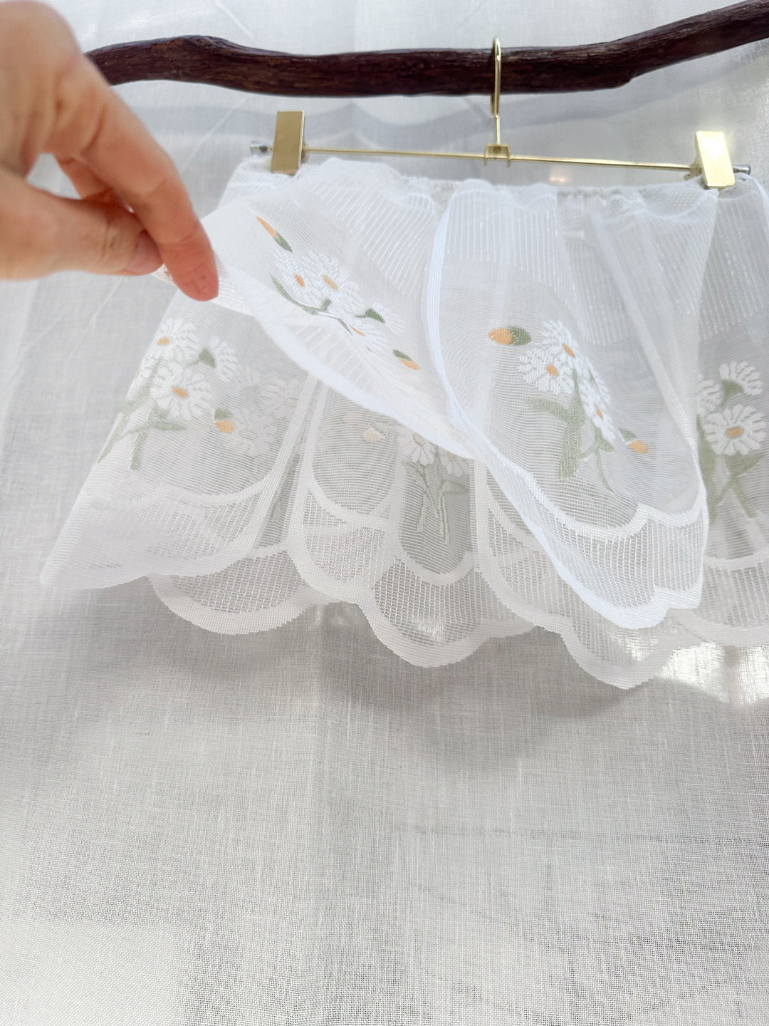 *HAND-MADE DAISY PETAL SKIRT / XS