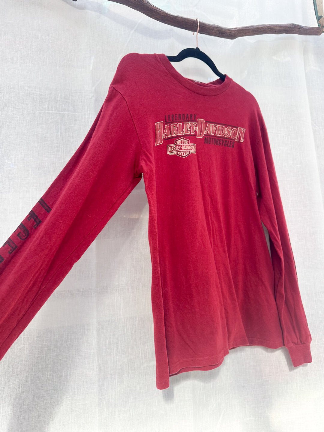 *RED LONG SLEEVE HARLEY DAVIDSON SHIRT / S