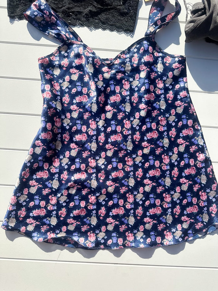 *BLUE VINTAGE BUNDLE / L - SAMPLE SALE