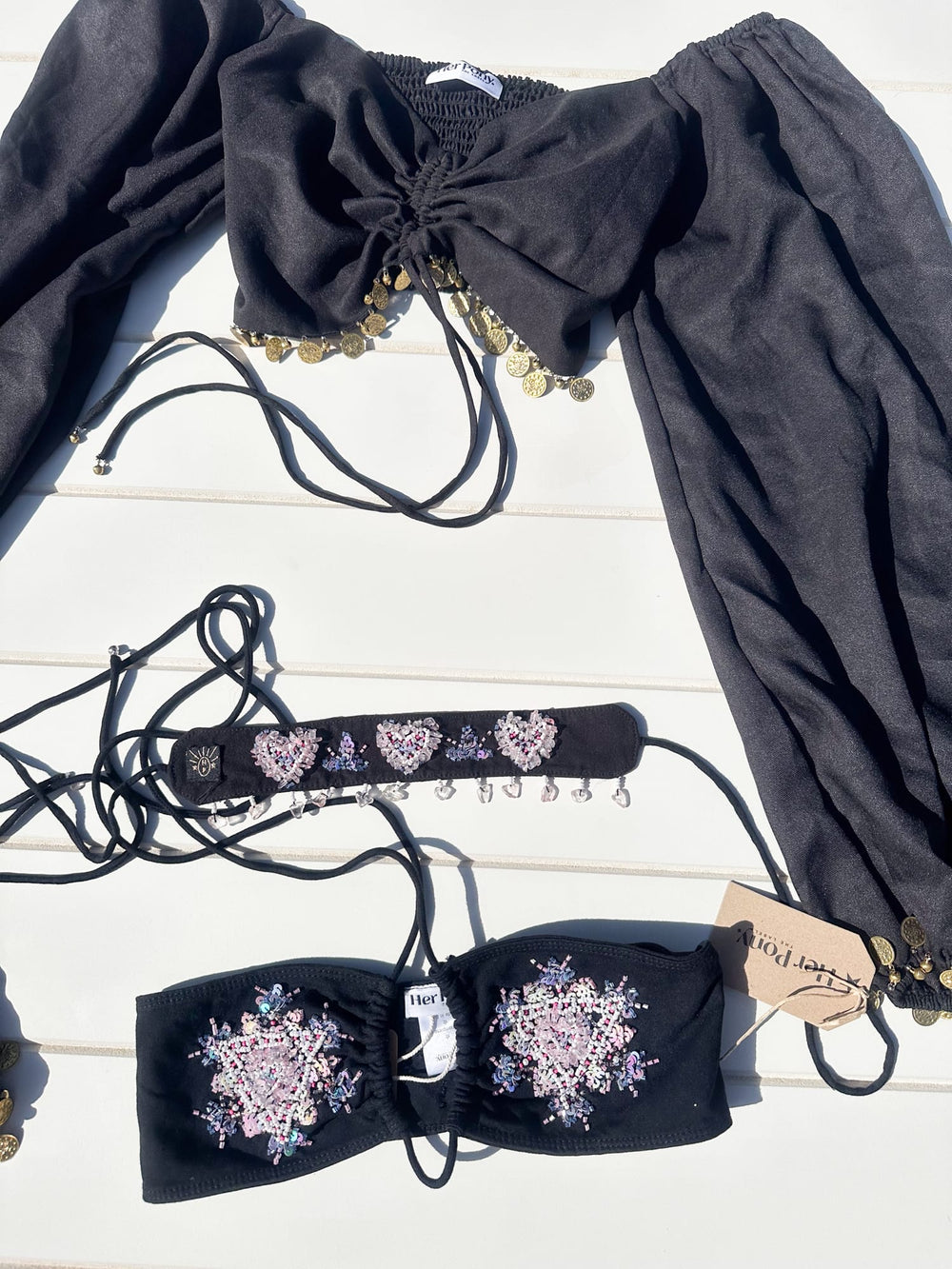 *BUNDLE 16 : BLACK CHAKRA TREASURES / XS - SAMPLE SALE