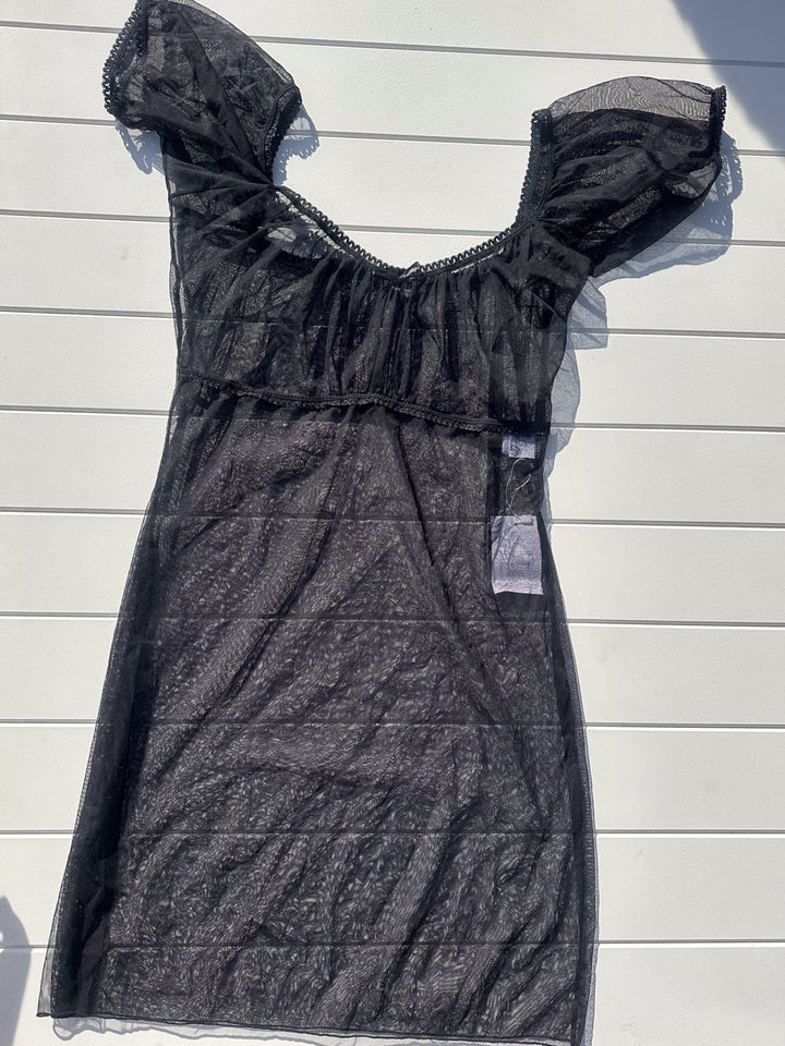 *CINDY RED AND BLACK BUNDLE / XL-XXL - SAMPLE SALE