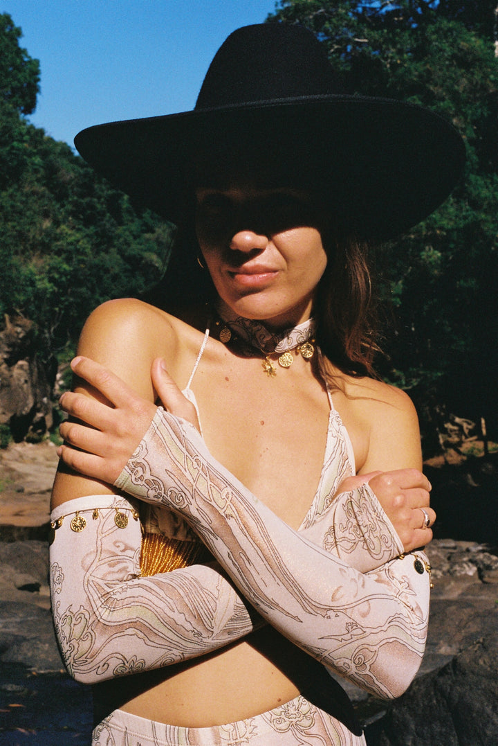 FERN ARM WARMERS - Her Pony