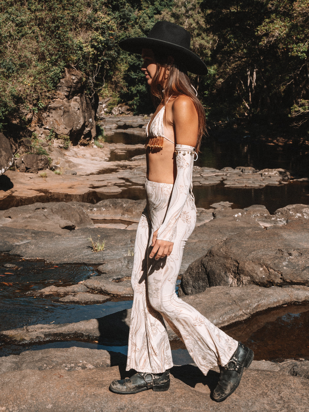 FERN STRETCHY FLARES - Her Pony