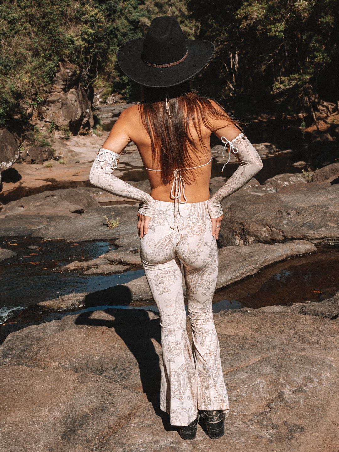 FERN STRETCHY FLARES - Her Pony