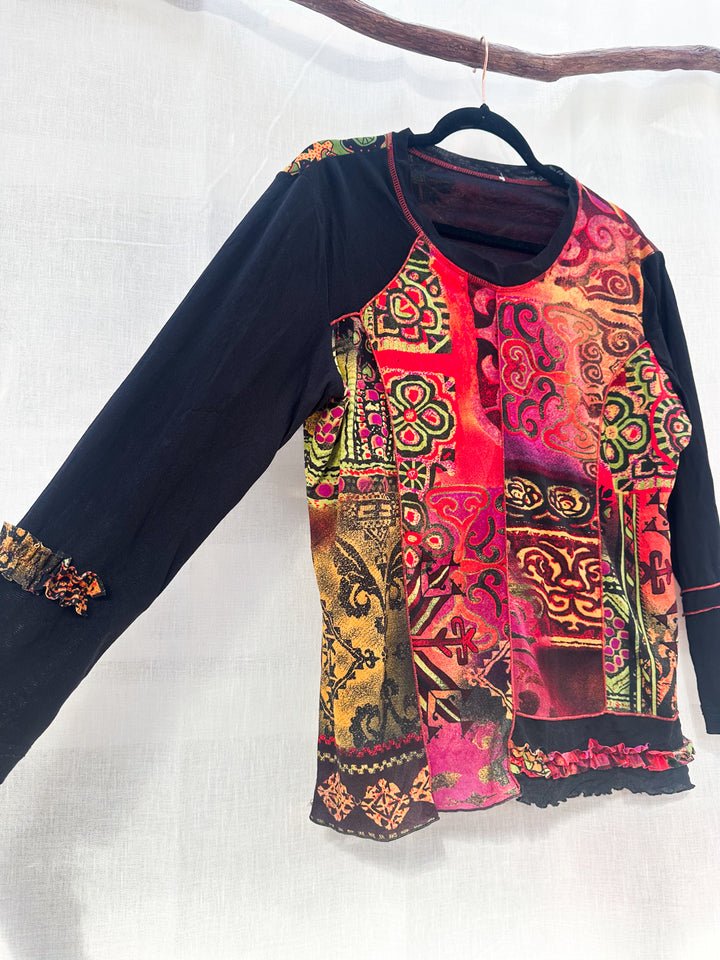 *Y2K TRIBAL LONG SLEEVE MESH TOP / L