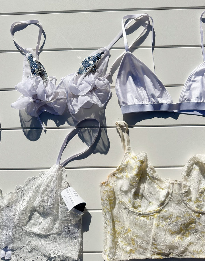 *LACEY LIGHT BUNDLE / L - SAMPLE SALE