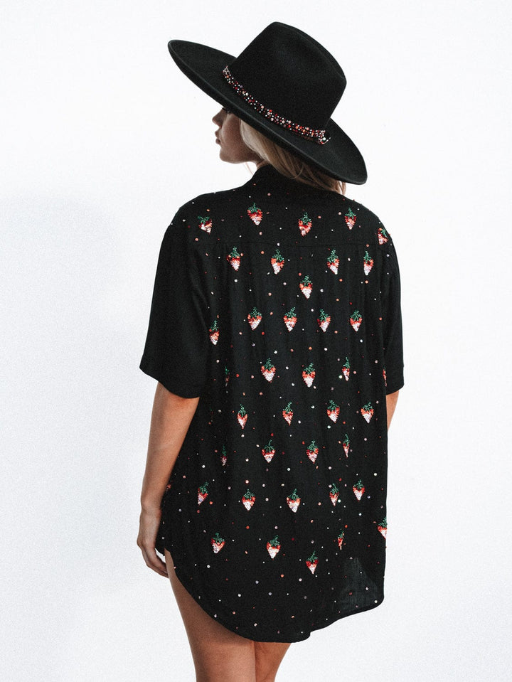 MADE TO ORDER / SOLÈNE STRAWBERRY UNISEX SHIRT - Her Pony
