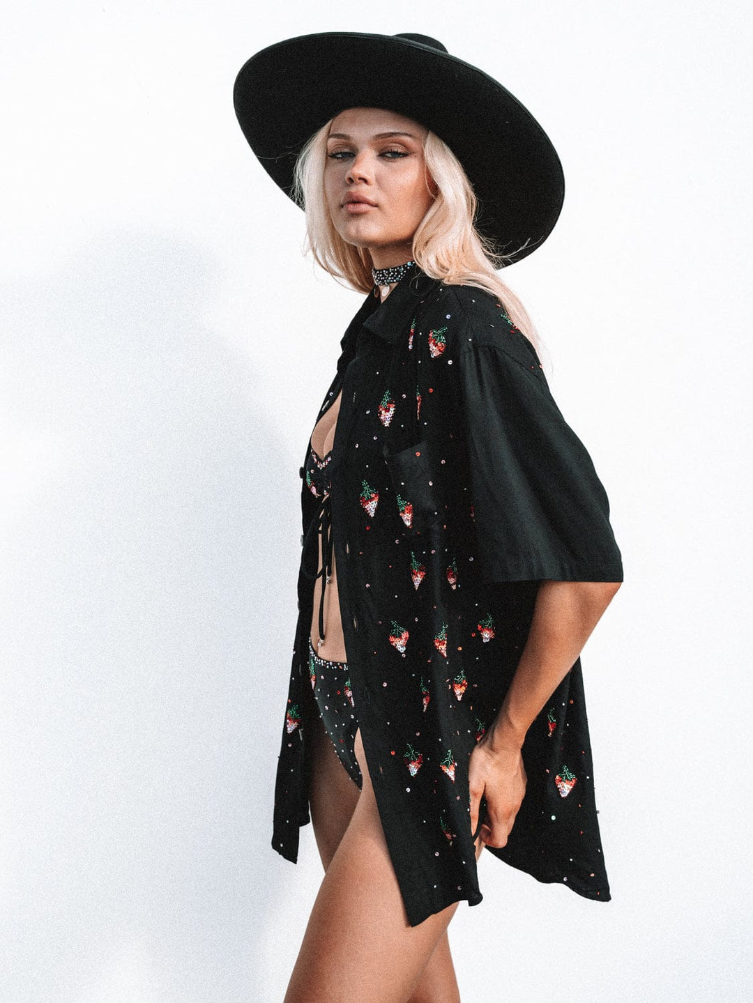 MADE TO ORDER / SOLÈNE STRAWBERRY UNISEX SHIRT - Her Pony