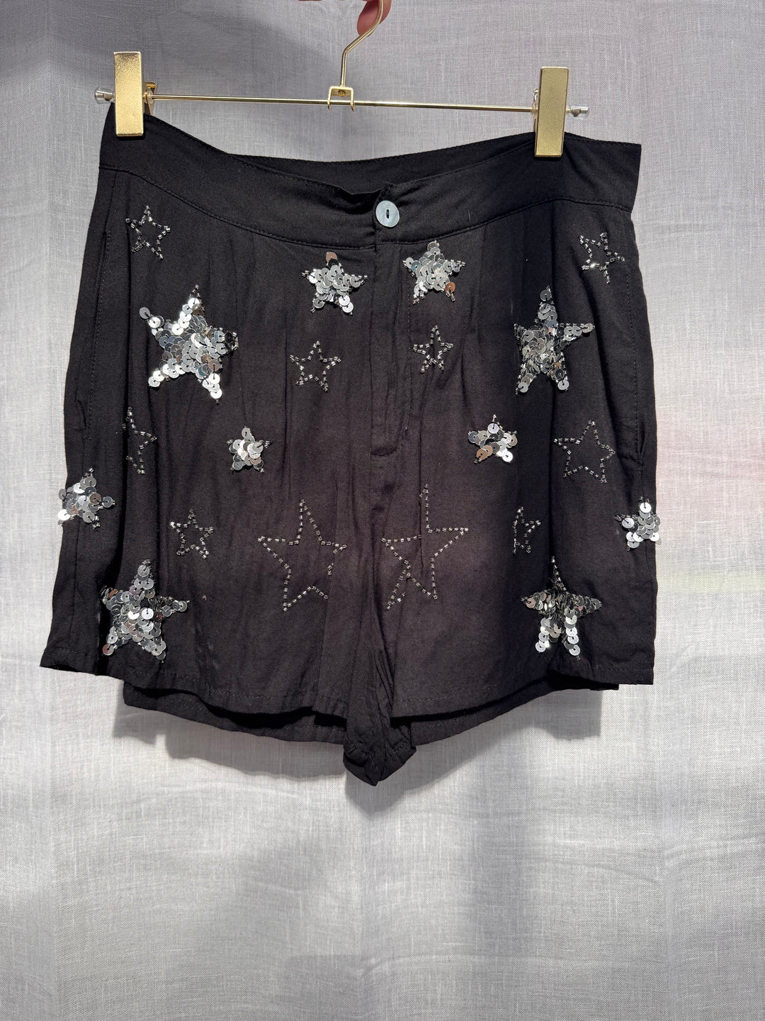 *PHOENIX BERMUDA SHORTS / XS - SAMPLE SALE