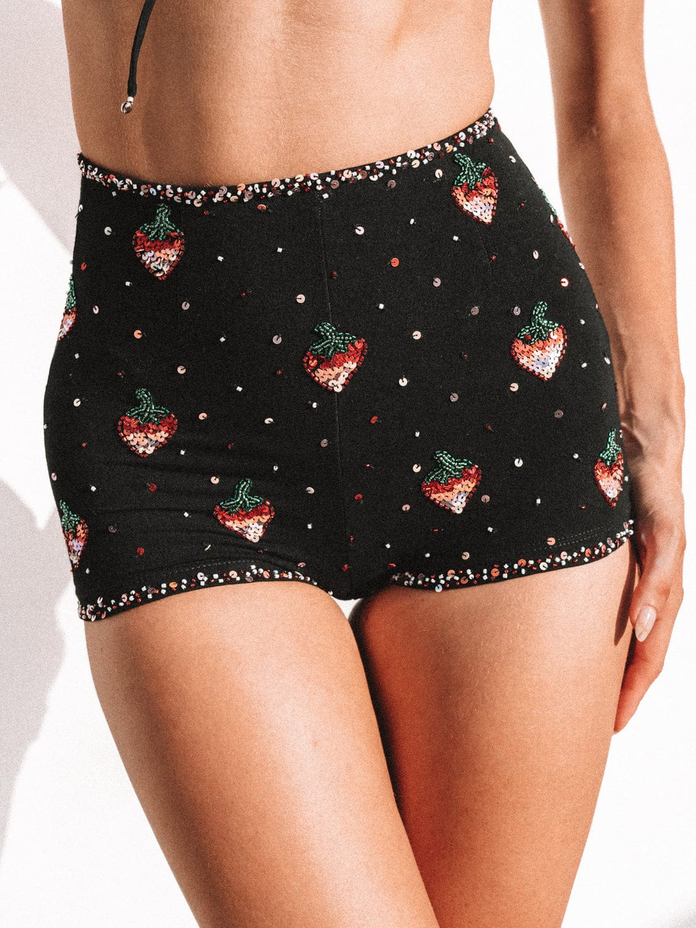 SOLÈNE STRAWBERRY HOT PANT SHORTS - Her Pony