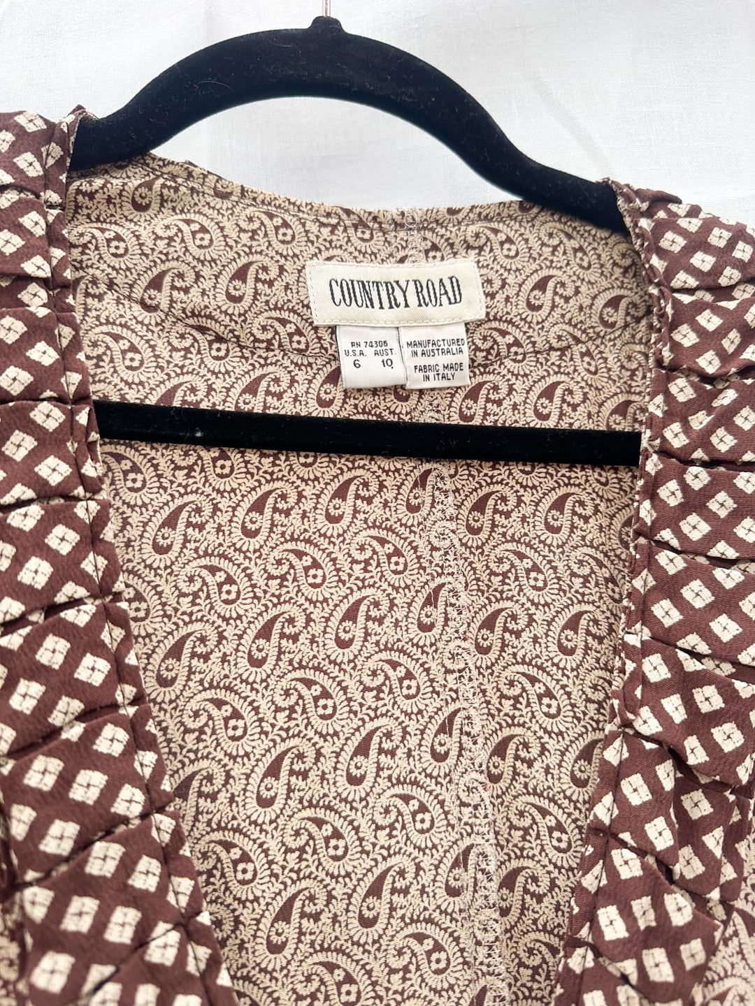 *VTG - SAMPLE SALE
