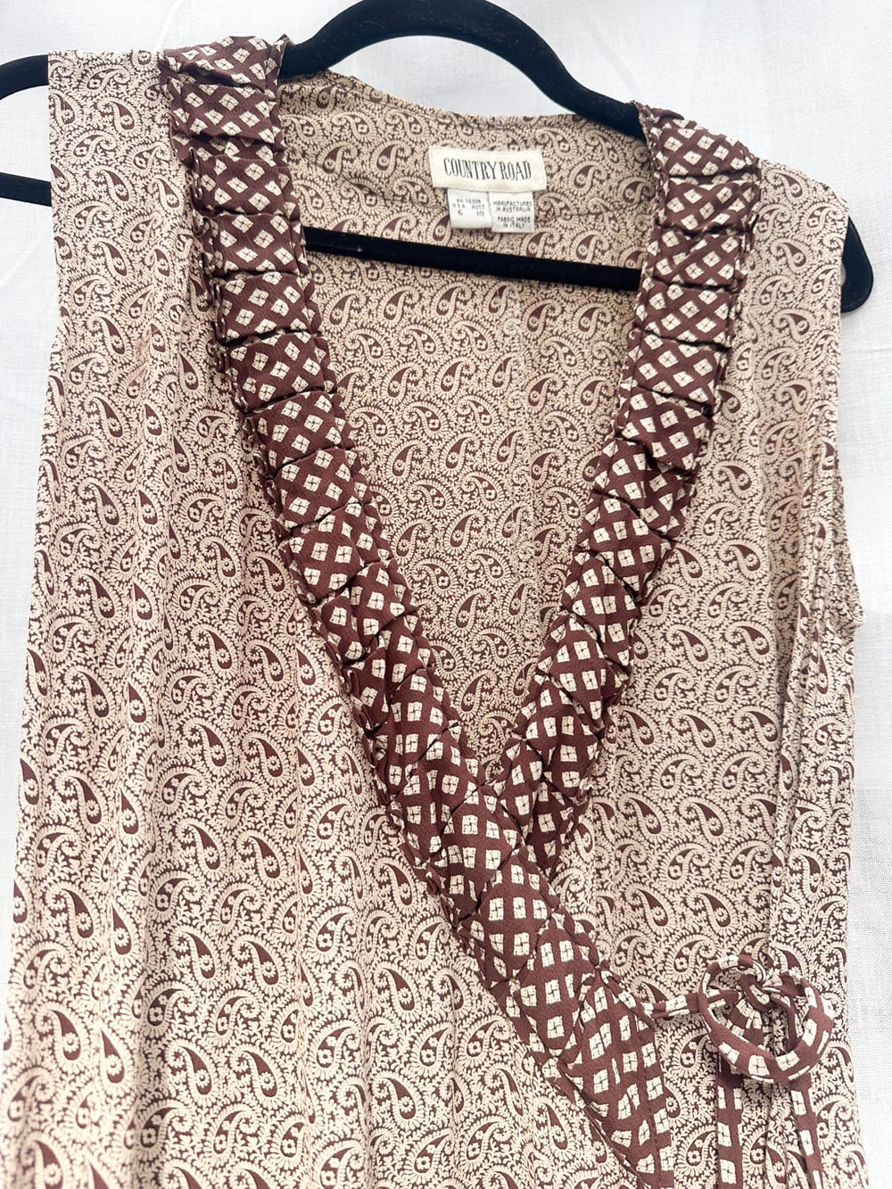 *VTG - SAMPLE SALE