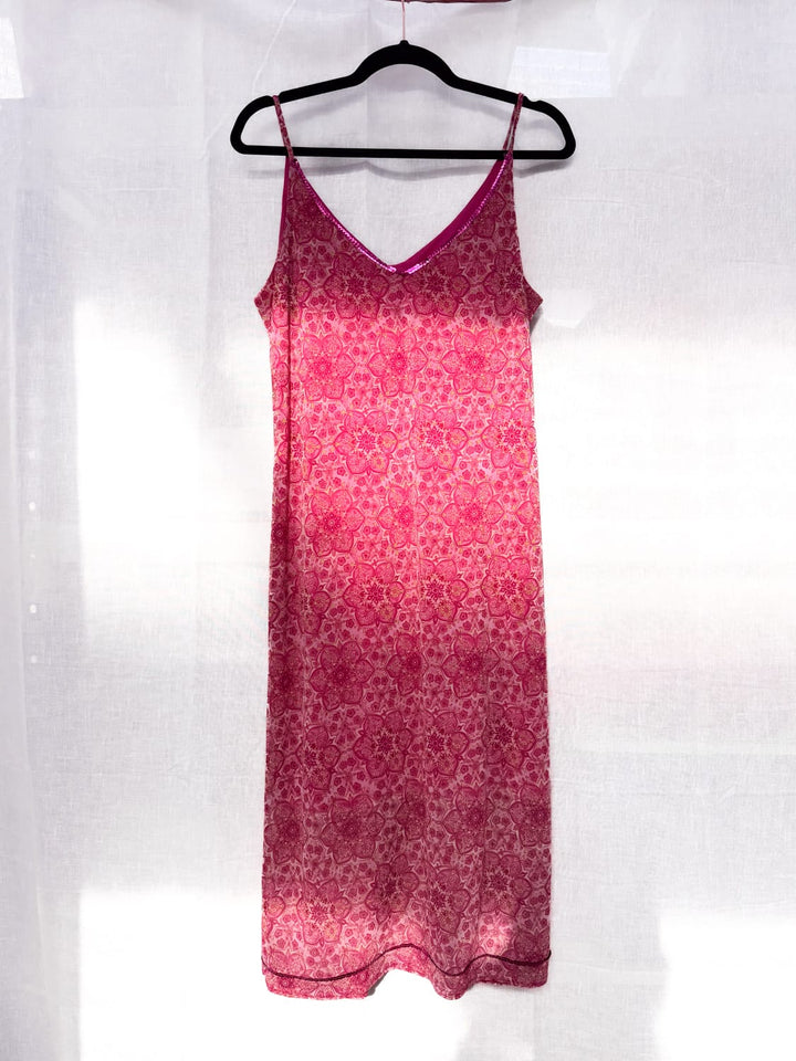 *VTG - SAMPLE SALE