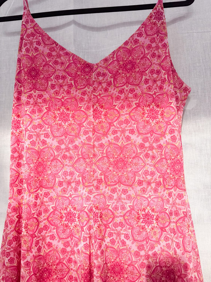 *VTG - SAMPLE SALE