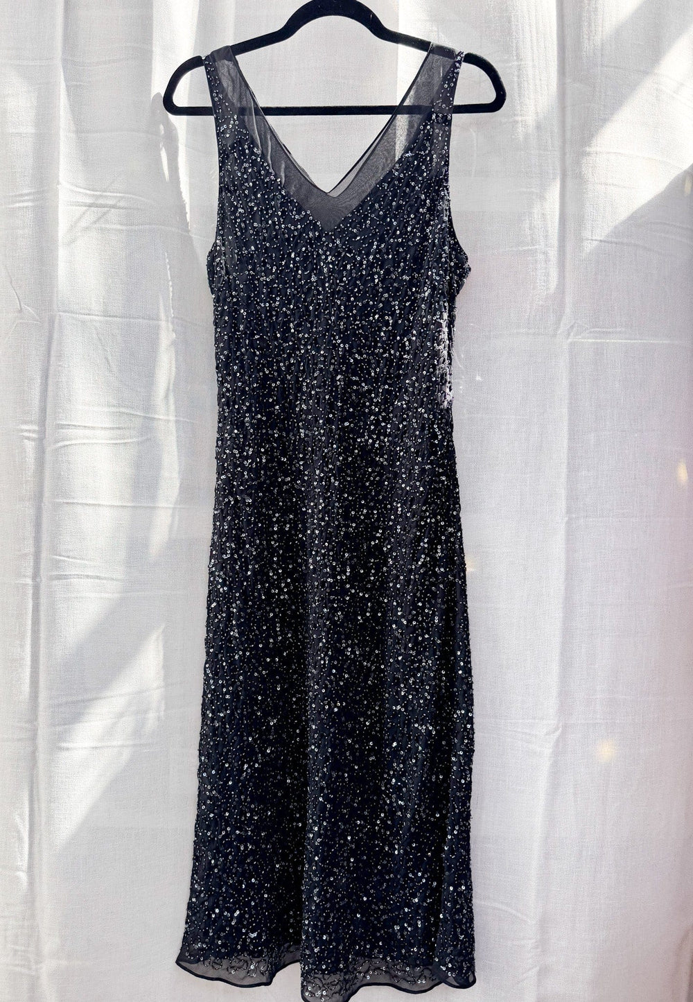 VTG DAHLIA V NECK BLACK BEADED SLIP STYLE DRESS / M-L - HER PONY VINTAGE