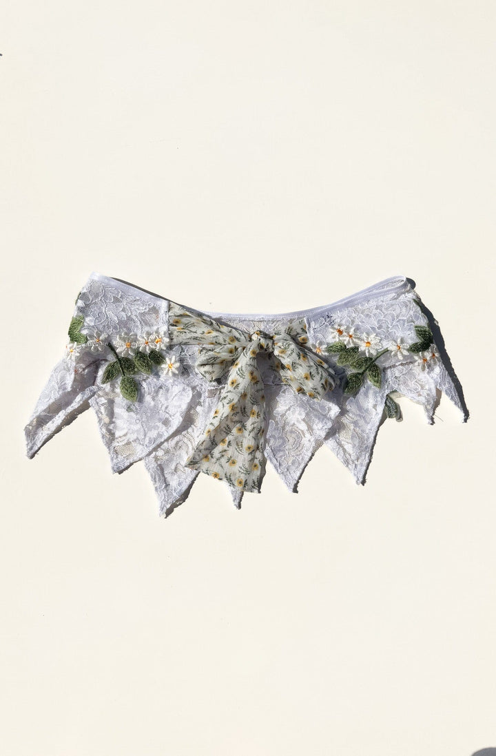 VTG DAISY LACE PIXIE BELT / SKIRT - HER PONY VINTAGE