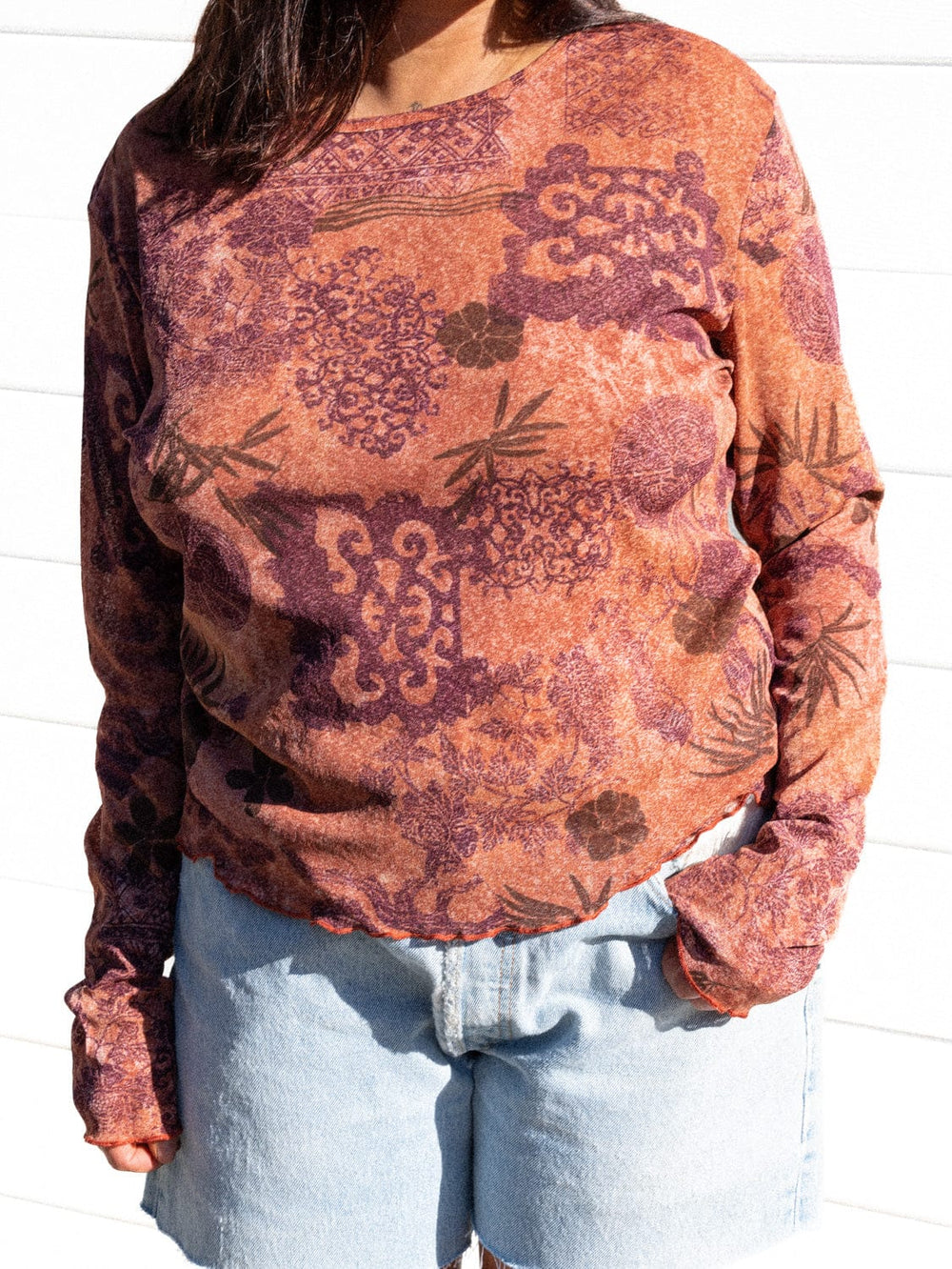 VTG TRIBAL STRETCHY LONG SLEEVE TOP / L - XL - VINTAGE