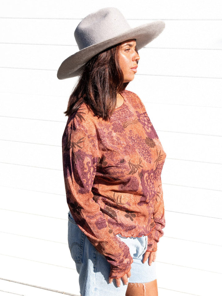 VTG TRIBAL STRETCHY LONG SLEEVE TOP / L - XL - VINTAGE