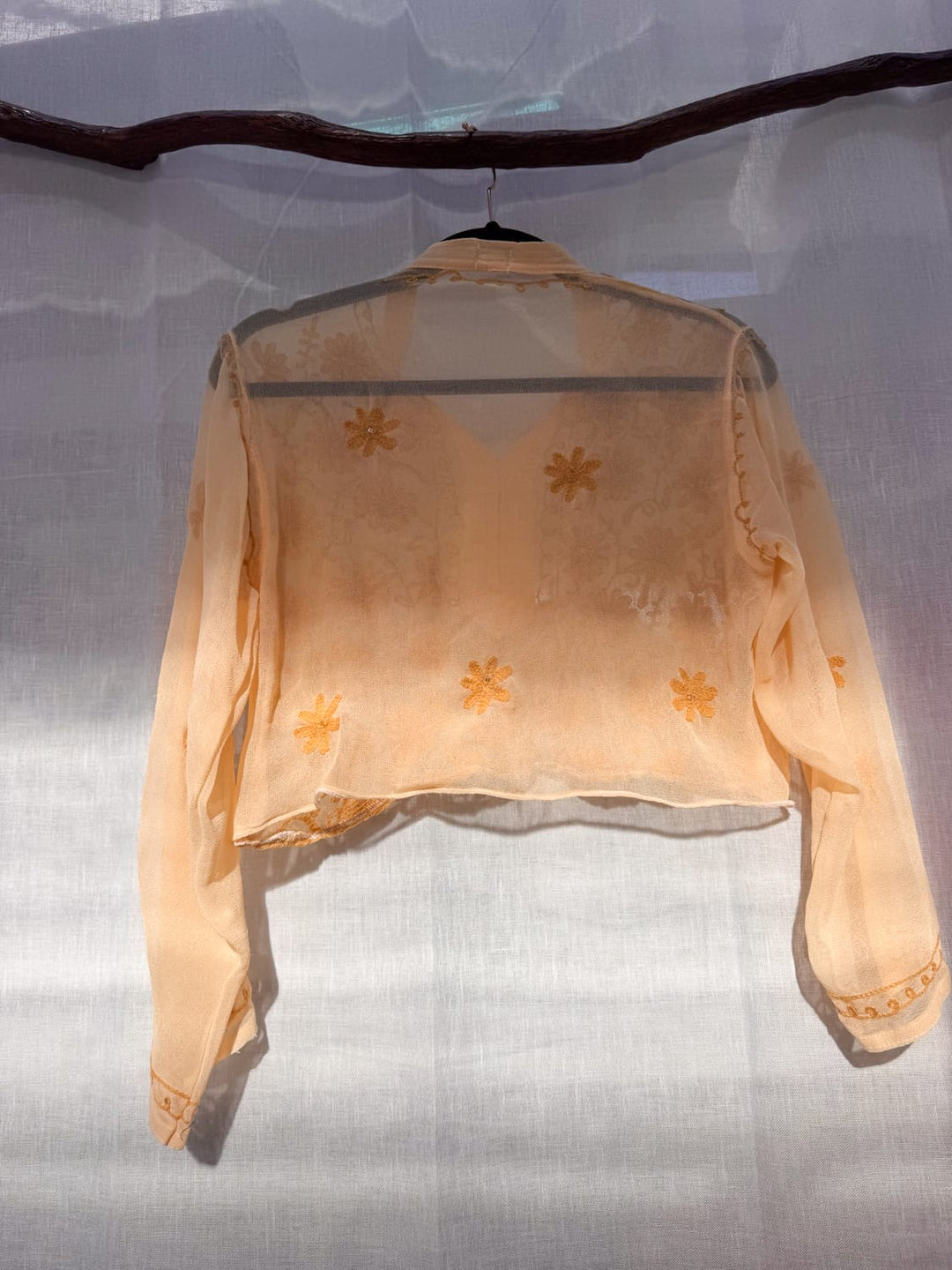 *YELLOW EMBROIDERED CROP / - VINTAGE