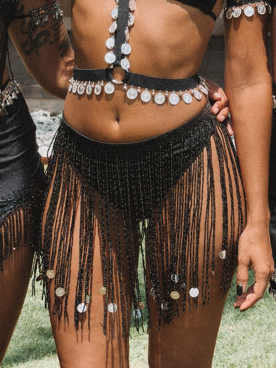 PRE-SALE / MARS BEADED SHIMMY BELT - BLACK - Her Pony